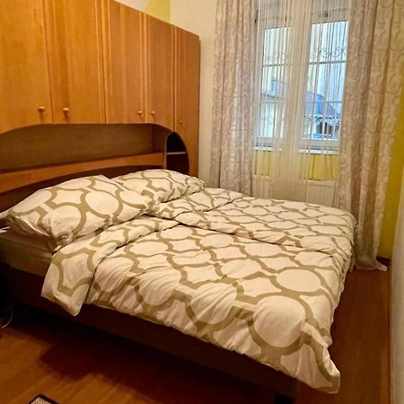 וינה Gemutliche Wohnung Mit Super Lage מראה חיצוני תמונה